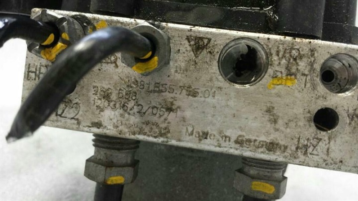 PORSCHE BOXSTER 981 A.BS PUMP 98185575501 BLOC HYDRAULIQUE POMPES ABS