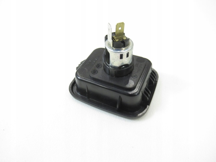 PRISE ALLUME-CIGARES BMW OE 7143111