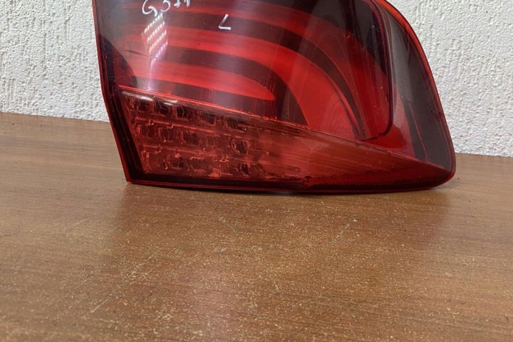 PHARE GAUCHE ARRIÈRE BMW 5 (F10) 17346201 3.0L DIESEL 180KW 2010