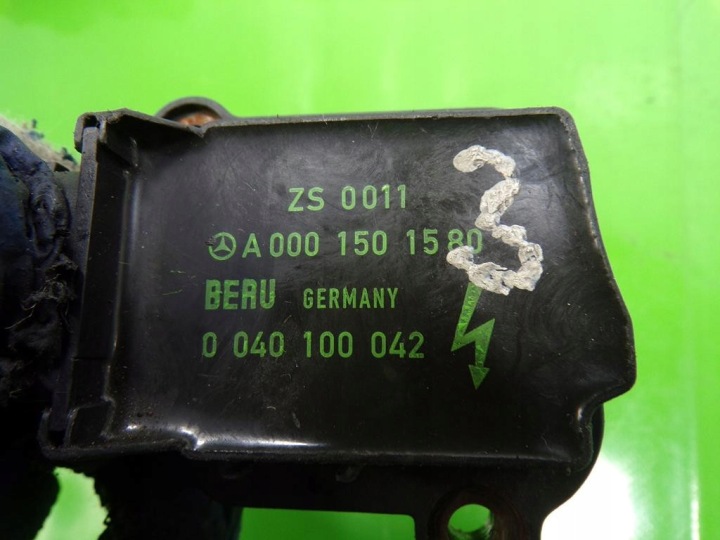 MERCEDES W203 1.8 COMPRESSEUR BOBINE ALLUMAGE A0001501580