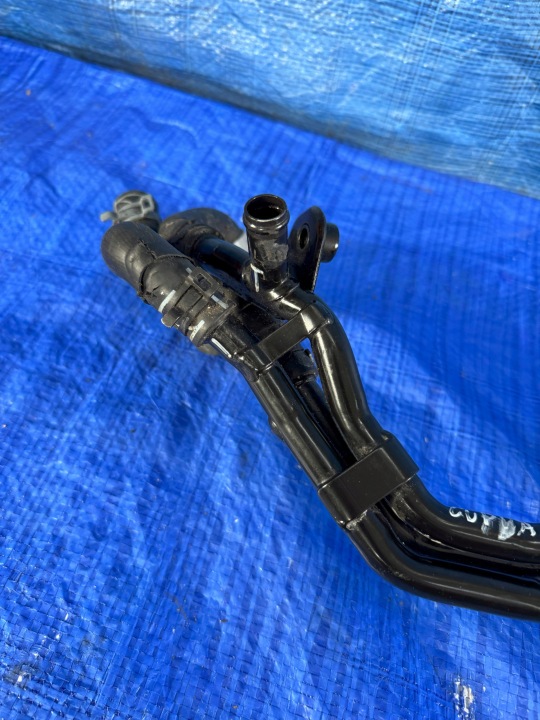 FIL TUYAU EAU CUPRA LEON 1.4 HYBRIDE 5WA121065C 5Q0121061C