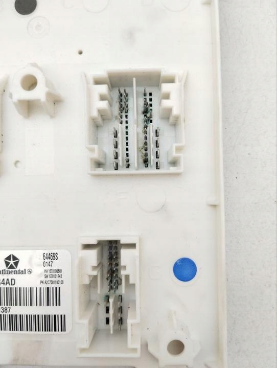 CONTRÔLEUR CHÂSSIS BCM FEM SAM FUSIBLE MASERATI LEVANTE 2017 670100601