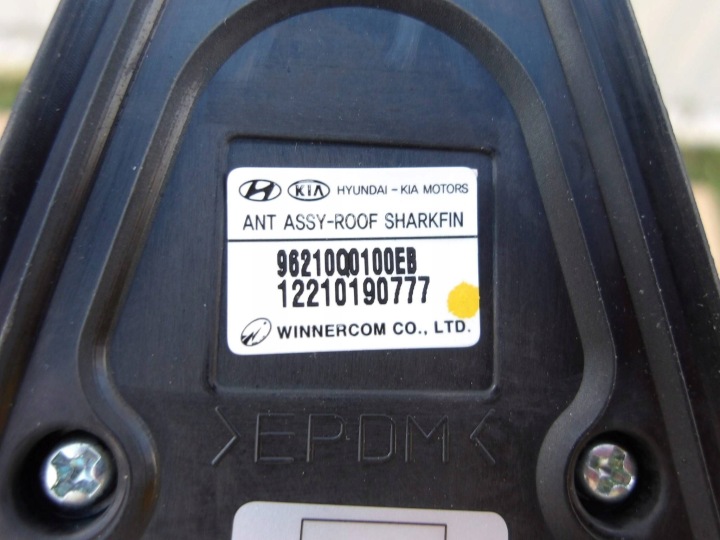 ANTENNE RADIO MILIEU HYUNDAI I20 (BC3 BI3) 96210Q0100EB