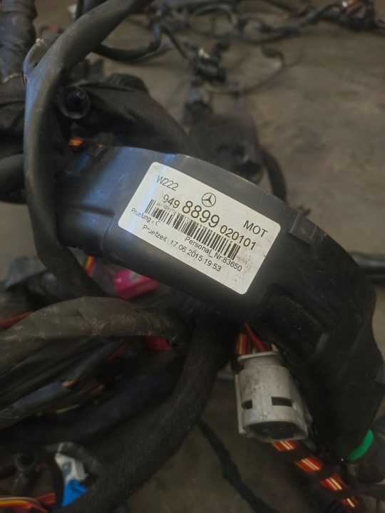MERCEDES S550 W222 13-20 FAISCEAU DE CÂBLES INSTALLATION ÉLECTRIQUE A2225402040 USA