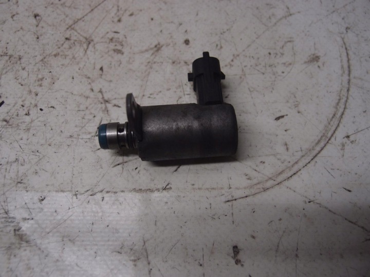 RÉGULATEUR PRESSION HUILES ALFA ROMEO STELVIO 2,2D 70537302