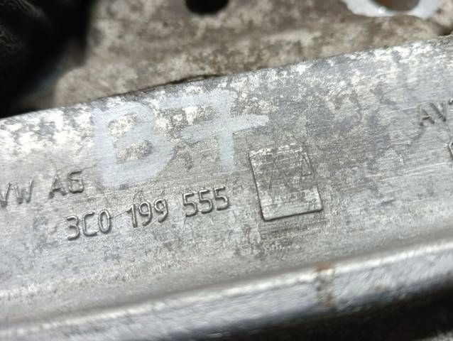 VOLKSWAGEN PASSAT B6 2008 GAUCHE CÔTÉ SUPPORT FIXATION MOTEUR
