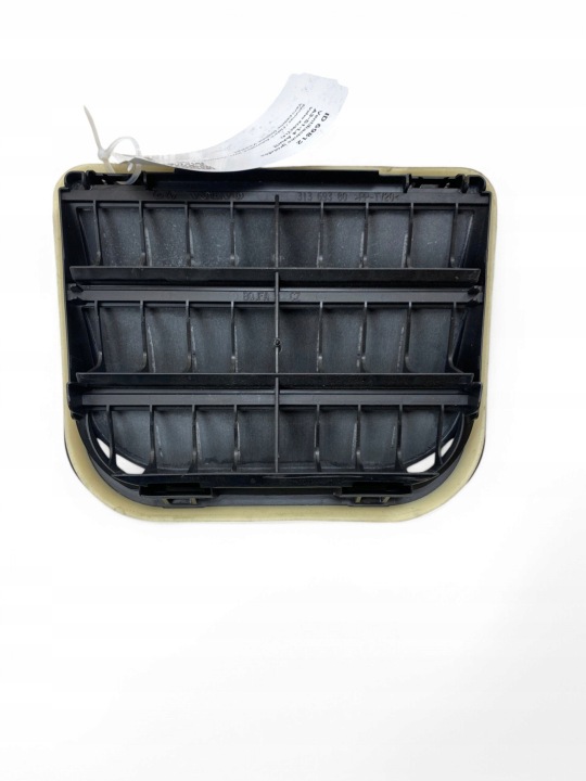 VOLVO XC90 2021 GRILLE VENTILATION SOUS ZDERZAKIEM TYLNYM