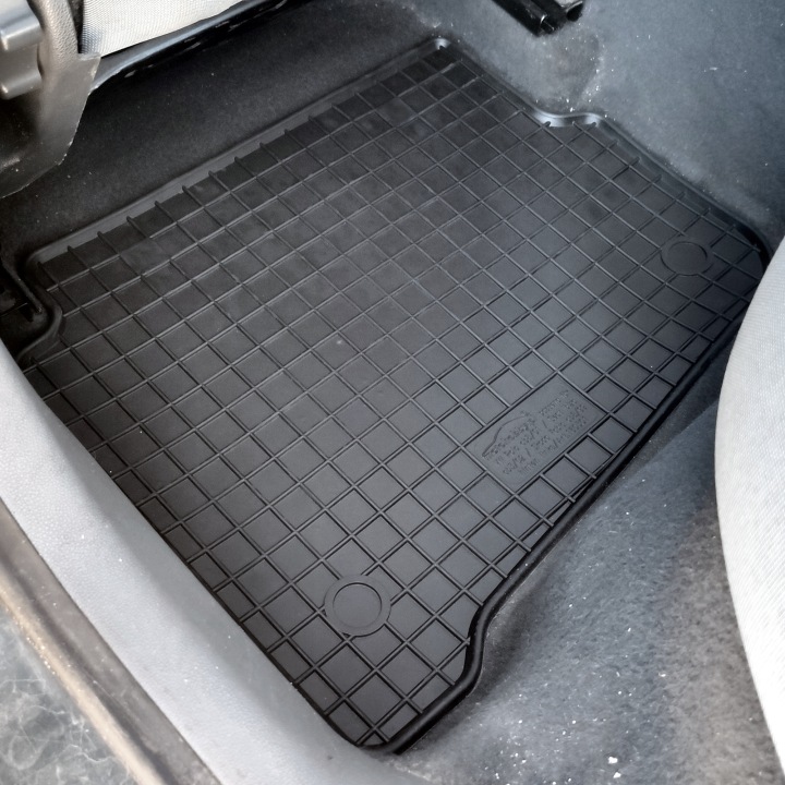 TAPIS DE SOL MOTOHOBBY CAOUTCHOUC 160301 4 EL