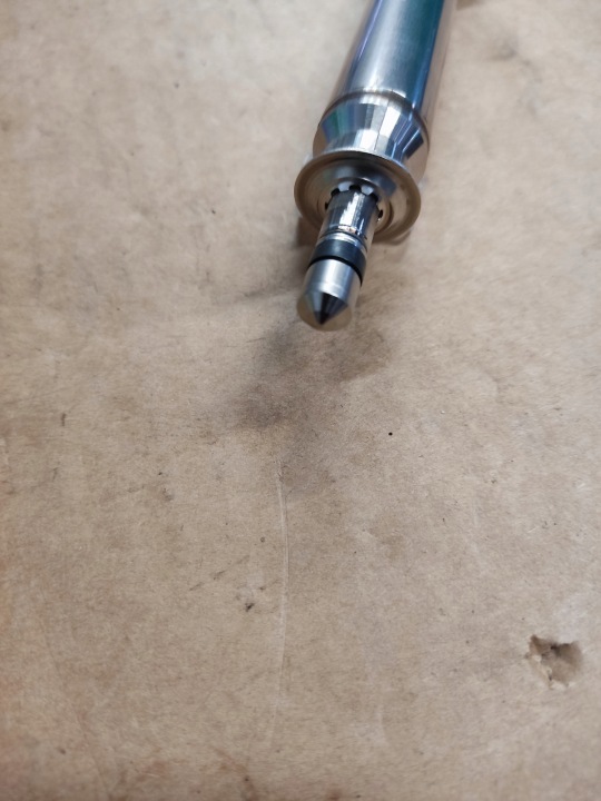 INJECTEUR INJECTEUR CARBURANTS MERCEDES-BENZ A2560700900 0261500614