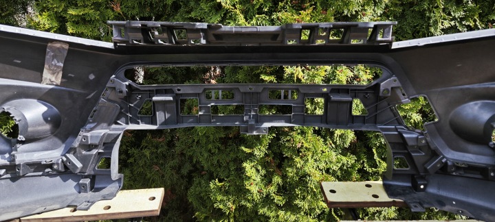 PARE-CHOCS AVANT AVANT SUZUKI VITARA III LIFT 71711-86R
