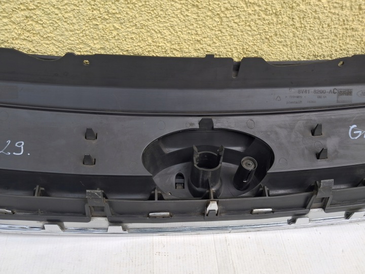FORD KUGA MK1 08R- CALANDRE GRILLE KRYVIY RIG 8V41-R7081-A