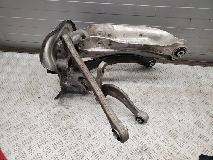 AUDI Q5 SQ5 80A505371A ARRIÈRE CÔTÉ GAUCHE ROULEMENTS I MOYEUX ROUES