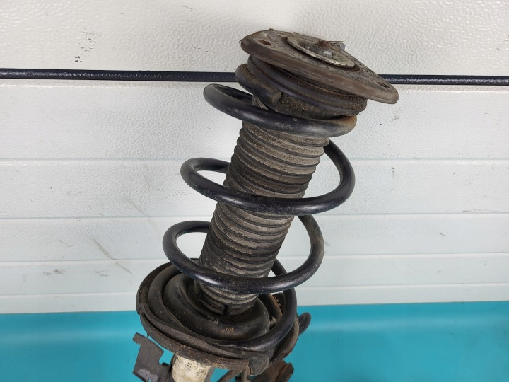 VOLVO V40 II D3 14R 2.0 D AMORTISSEUR ROTULE DE DIRECTION GAUCHE BRAS DE SUSPENSION AVANT