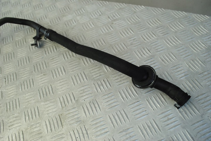 TUYAU TUYAU FIL EAU AUDI A6 C6 2.8 FSI