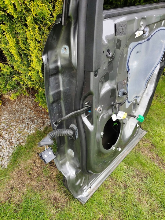 PORTES NUE ARRIÈRE DROIT ÉTAT EN TRÈS BON ÉTAT COULEUR GRIS M7 FORD EDGE 22R LIFT USA