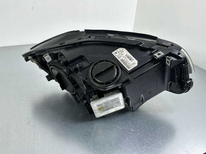 PROJECTEUR AVANT CÔTÉ GAUCHE BMW 5 F10 F11 2012 A9720325115 7203251