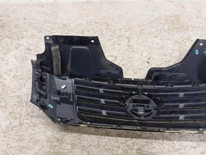 GRILLE CALANDRE NISSAN NAVARA 2015- 62310-5JU1B