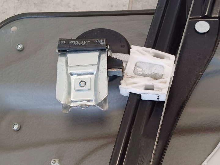 ÉLÉVATEUR VITRE GAUCHE AVANT MERCEDES W169 5D A1697200179 NR120