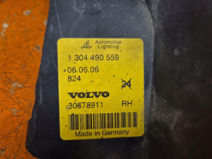 VOLVO V50 I 03-11 2.0D UNIVERSEL CONVERTISSEUR 1307329098