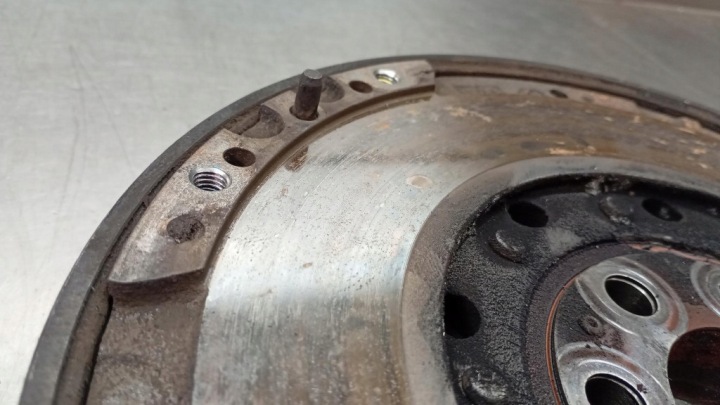 VOLANT BIMASSE 281843 H0 ALFA ROMEO 156 1.9 JTD 140KM