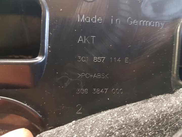 VW PASSAT B7 BOÎTE À GANTS ÉTAGÈRE PASSAGER 3C1857114E