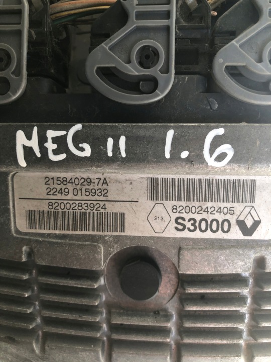 CONTRÔLEUR KIT DÉMARREUR RENAULT MEGANE II 1.6 16V 8200242405 215840297A