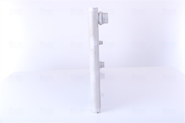 RADIATEUR MOTEUR NISSENS 60762 17112248478