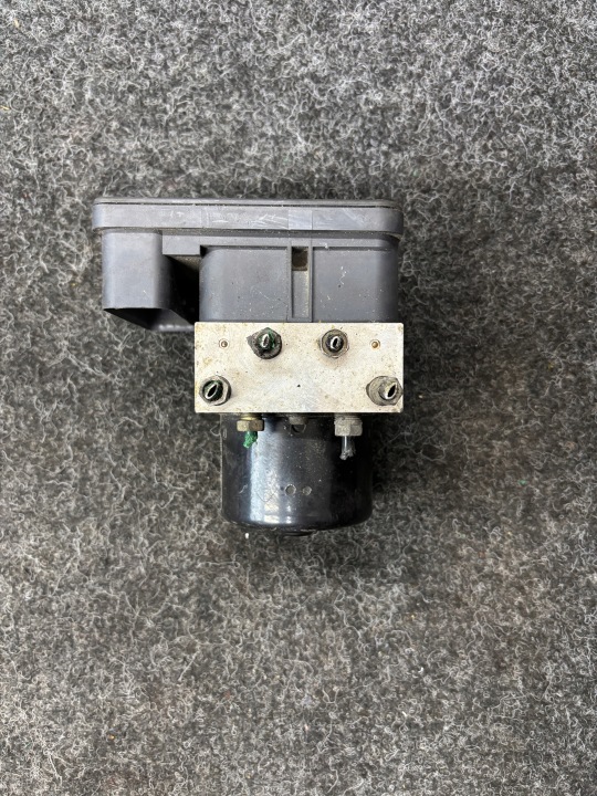 POMPE ABS RENAULT LAGUNA II 00003644E2
