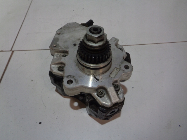 POMPE INJECTION MERCEDES W245 W169 2,0CDI 05-11 A6400700701