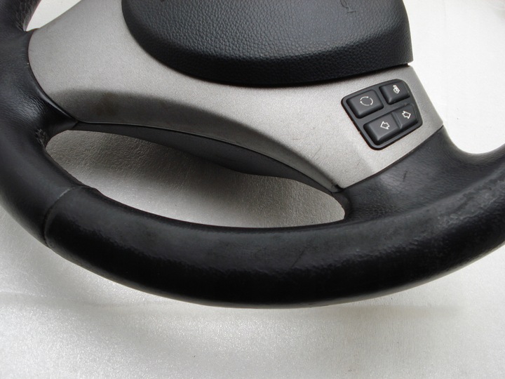 STEERING WHEEL FROM AIR BAGS BMW 3 E90 SPORT MULTIFUNCTIONALITY photo 9 - milautoparts-fr.ukrlive.com