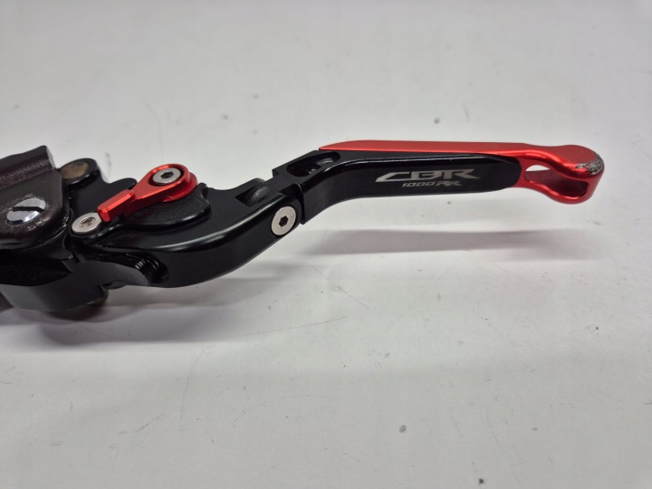 HONDA CBR 1000 RR SC57 (05) POMPE ADHÉRENCE LEVIER FIXATION
