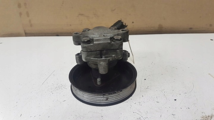 2007 AUDI Q7 4L POMPE AMPLIFICATEUR 422154