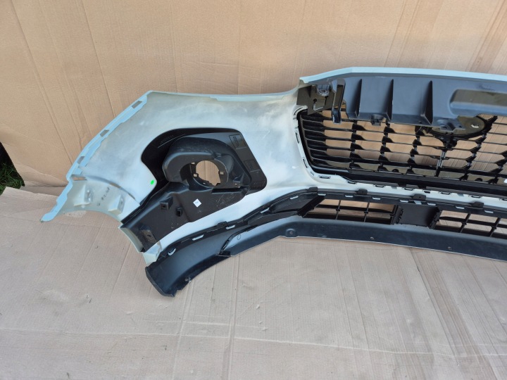 FORD PUMA MK2 LIFT 23R. PARE-CHOCS AVANT A667