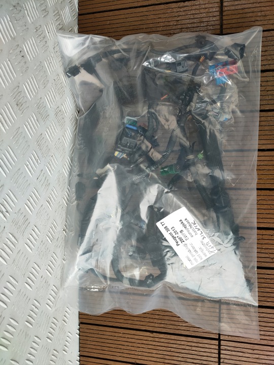 FAISCEAU DE CÂBLES INSTALLATION ÉLECTRIQUE MOTEUR V759188680 PEUGEOT CITROEN 1.6 VTI GU31