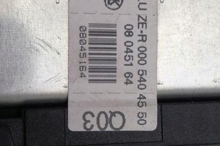 BOÎTE FUSIBLES MERCEDES-BENZ AVEC (W220) A0315451732 4.0L DIESEL 184KW