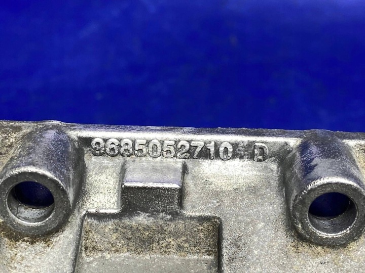 SUPPORT CHÂSSIS GALET CITROEN BERLINGO 1.6 BLUEHDI BH02 10JBHU 9685177110E