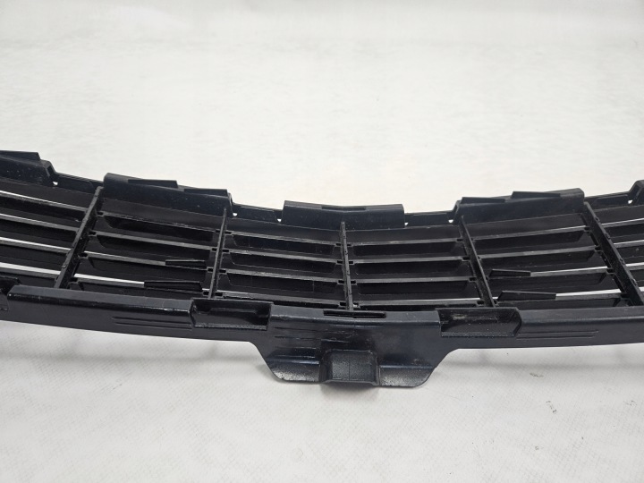 MERCEDES AVEC CLASSE W222 13 17 GRILLE CENTRALE PARE-CHOCS AVANT A2228850124