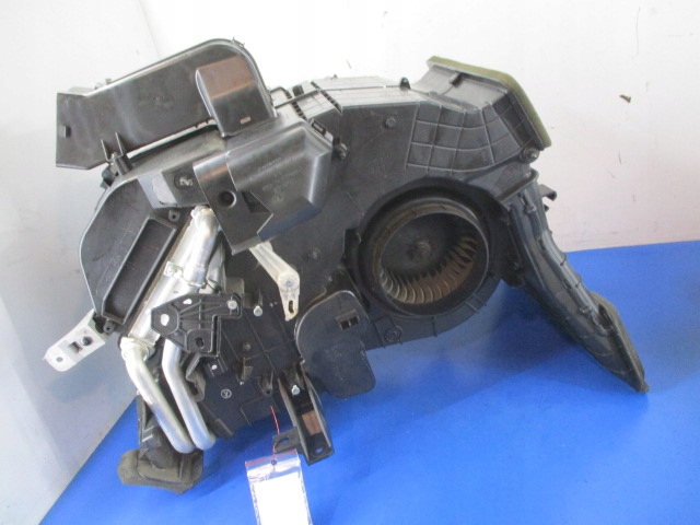 MITSUBISHI COLT VI Z30 4A90 02-09R CHAUFFAGE VENTILATEUR MR568887