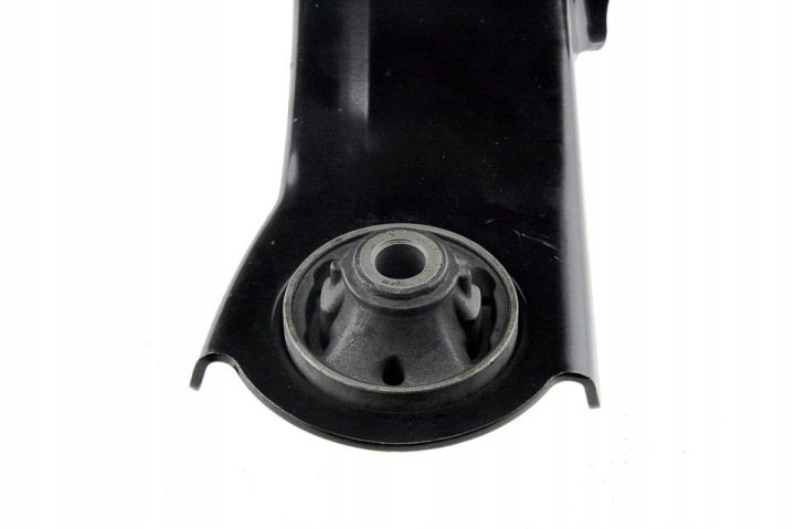 BRAS DE SUSPENSION AVANT NISSAN TIIDA 06- INFÉRIEUR GAUCHE