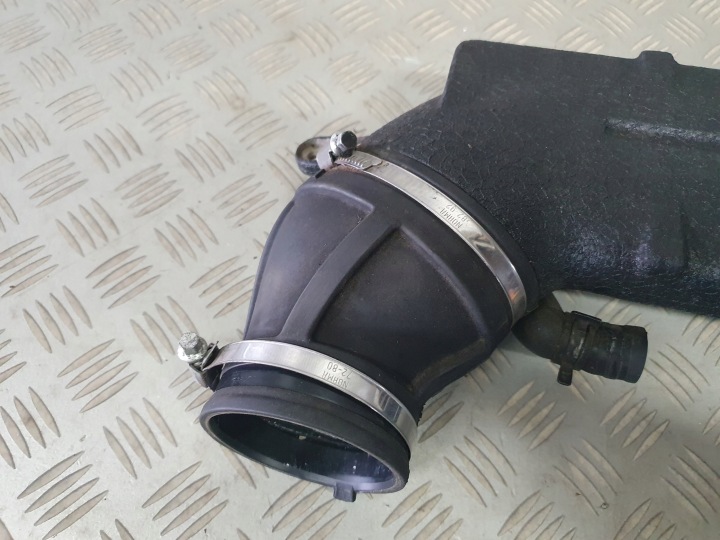 FIL TUYAU CONDUIT D'AIR AIR OPEL ASTRA 2.0 T