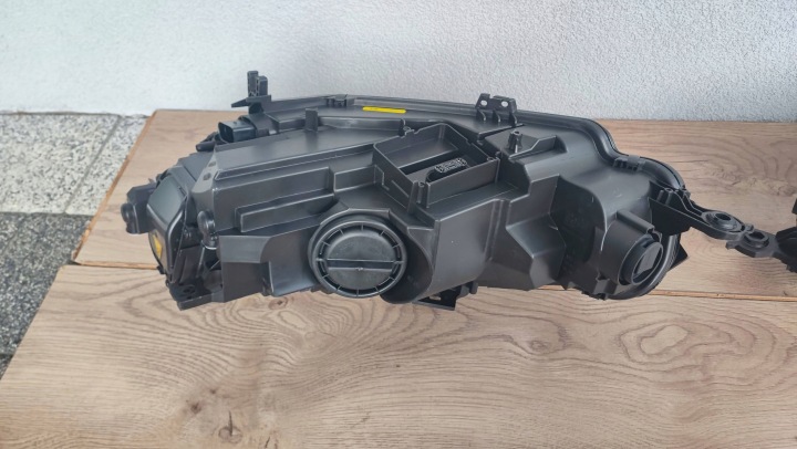 PROJECTEUR AUDI A5 8W6941044 XÉNON BI-XENON