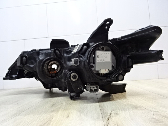 PHARE DROITE OUTLANDER LIFT COMPLET LED ECM921-21E20