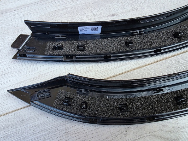 MOULURE PORTES ARRIÈRE GAUCHE DROITE BAGUETTES LAND ROVER DEFENDER L663 II