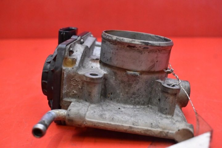 PAPILLON DES GAZ ZJ38-13640 MAZDA 2 II DE 1.3 16V 86 KM 07-10