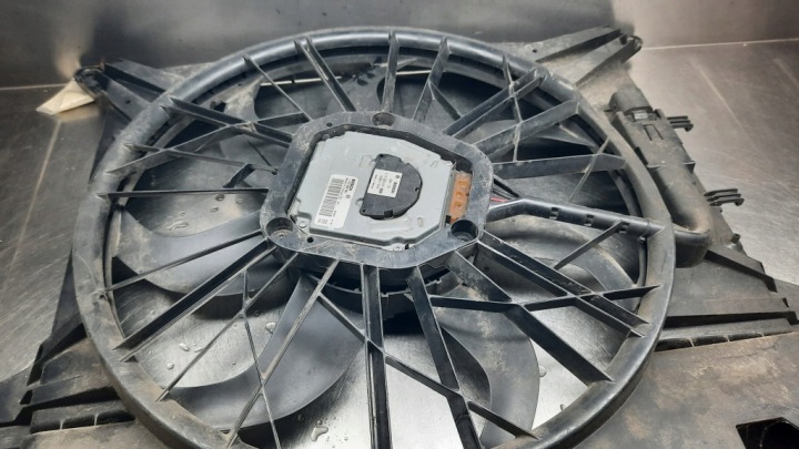 VENTILATEUR RADIATEUR 30749761 VOLVO XC90 LIFT 07-14R 2.4 D5