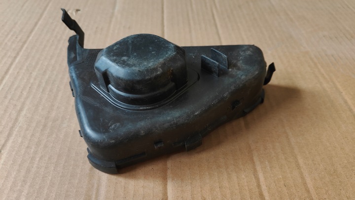 2001 MERCEDES C240 GAUCHE AVANT PROTECTION PÉDALE DE FREIN A2036890208