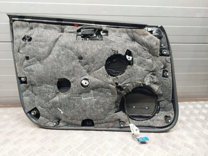 COLLECTEUR AVANT DROITS PORTES AUDI A8 D2 (4D2, 4D8) 4H1868018 4.0L