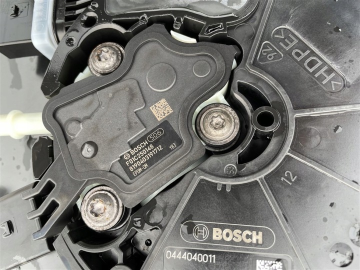 RÉSERVOIR ADBLUE POMPE F01C250148 VW TRANSPORTER T6 MODÈLE 2016-2019R.