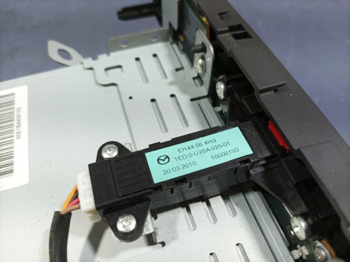 MAZDA CX-7 LIFT RADIO AUTORADIO CD EH6366ARXA
