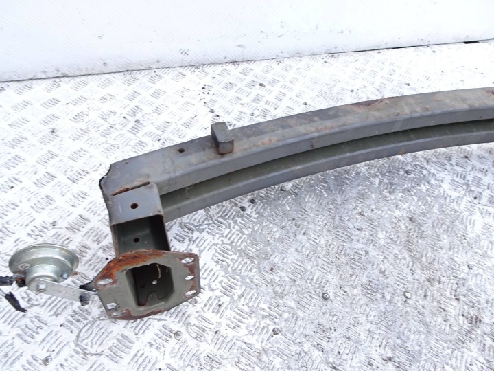 POUTRE SOUS PARE-CHOCS AVANT JEEP COMPASS 11-16R.,